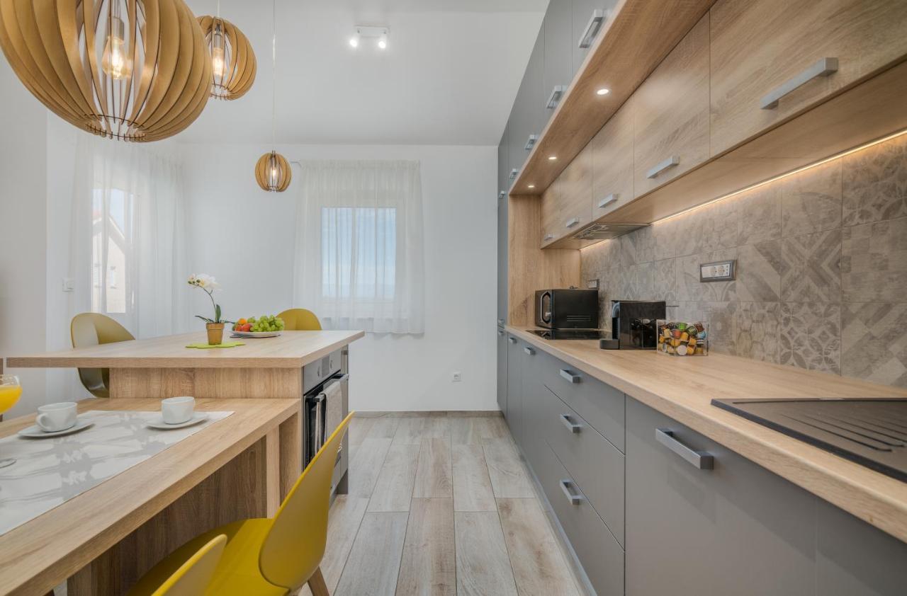 Apartment Sunshine Клімно Екстер'єр фото